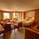 Chesa Munteratsch 2 1 2-zimmerwohnung 202 Typ G Appartement
