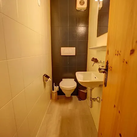 Chesa Munteratsch 2 1 2-zimmerwohnung 202 Typ G