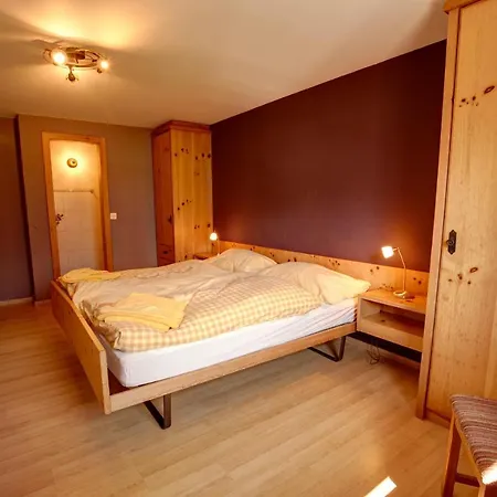 Chesa Munteratsch 2 1 2-zimmerwohnung 202 Typ G